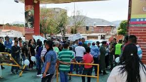 protesta familiares diosemel