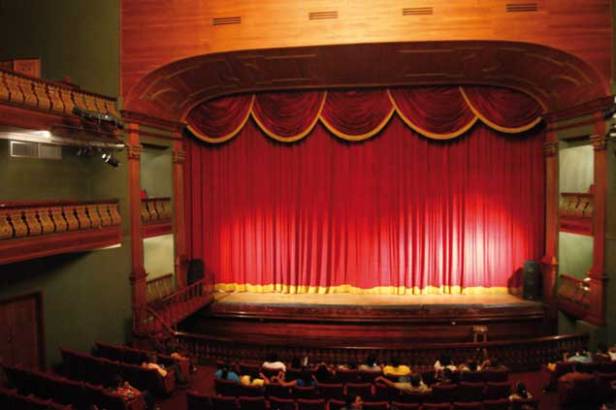 teatro municipal puerto Cabello