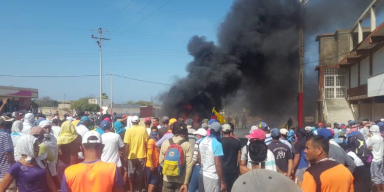 saqueos-en-cumanacoa-venezuela-750x375